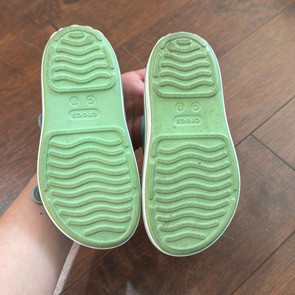 Crocs Sandals Velcro 11c - Picture 2 of 10